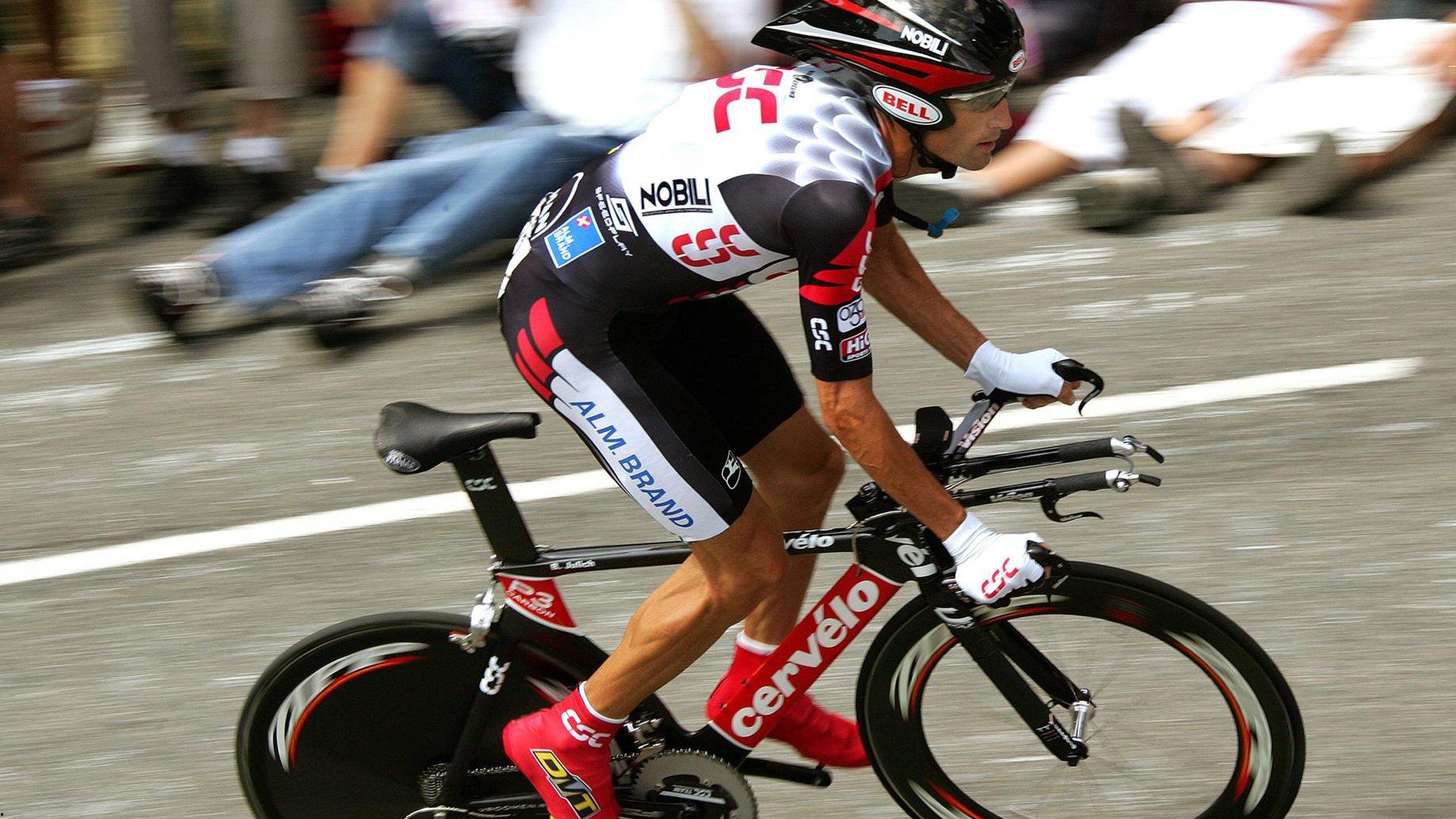 德罗赞，防守端的新征程，用行动诠释成长与领导力